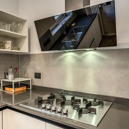 White Vatican Appartement