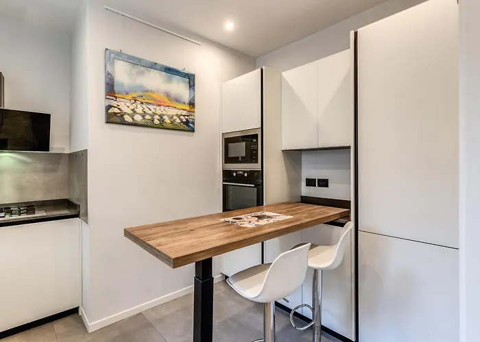 White Vatican * Róma